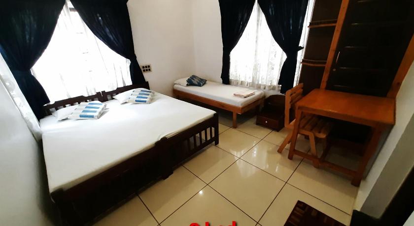 Jojies Homestay photo