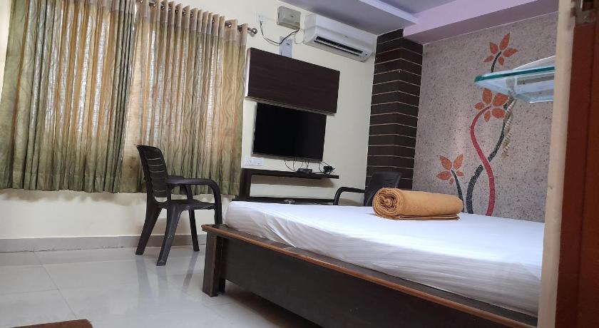 Maruthi Residency Inn