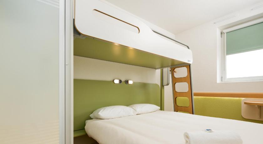 Standard Room with 1 double bed and a bunk bed - Maximum 3 guests fotója 9