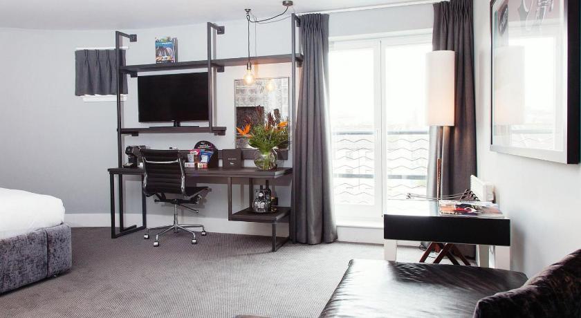 Image of Club Deluxe Double 7