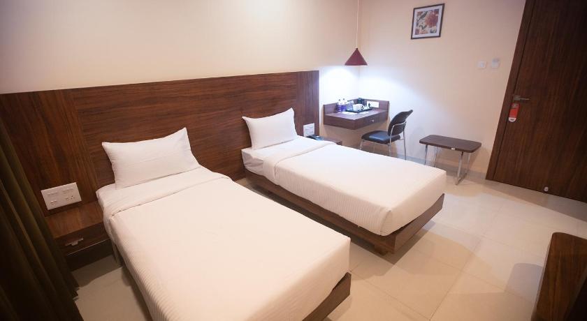 Hotel Central Avenue photo