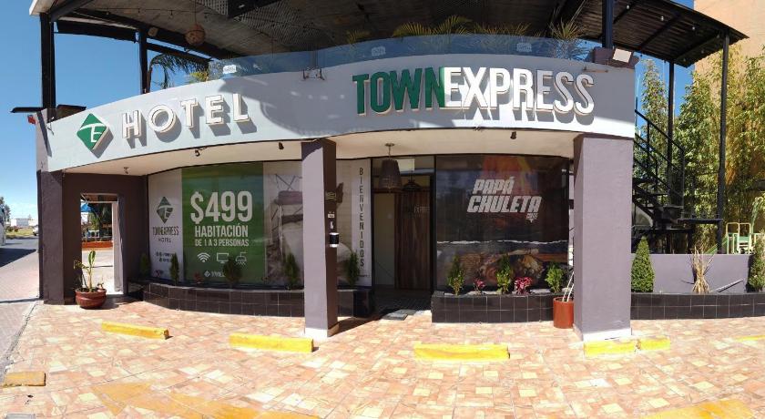 Hotel Town Express — Hotel in Durango