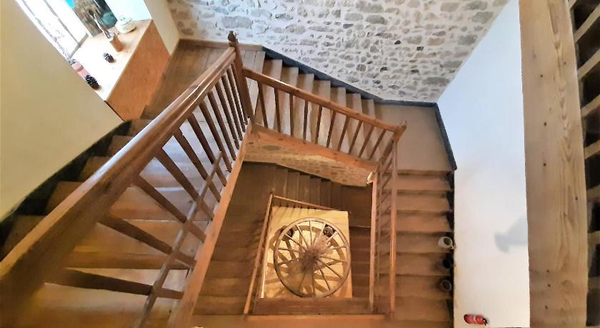 ラシェーズデュー Le Clos de l'Atre 3つ星 ホテル レストラン