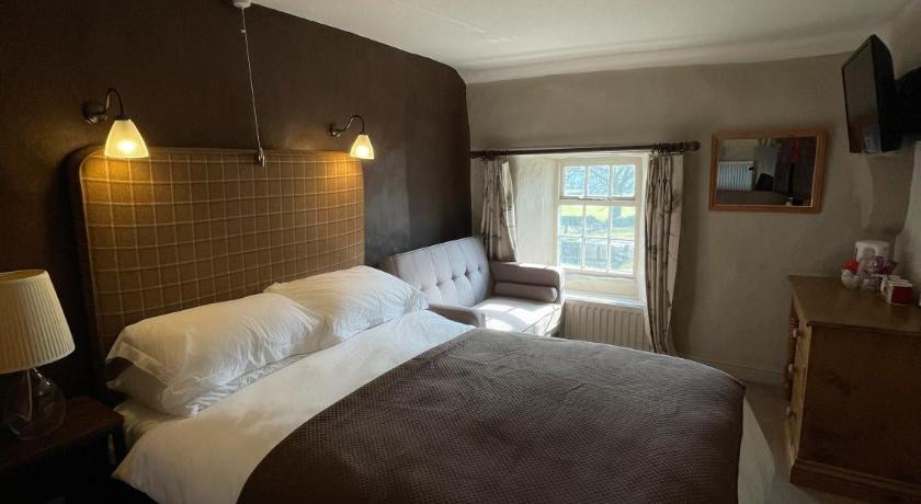 Queens Arms Litton