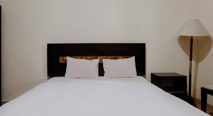 Image of Deluxe Double Room 9