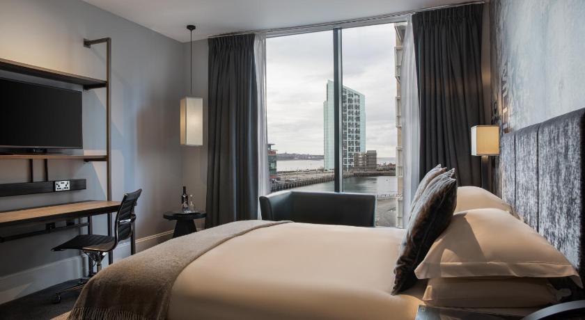 Image of Club Deluxe Room 0