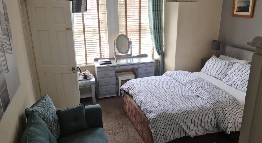 Image of Family Room 0