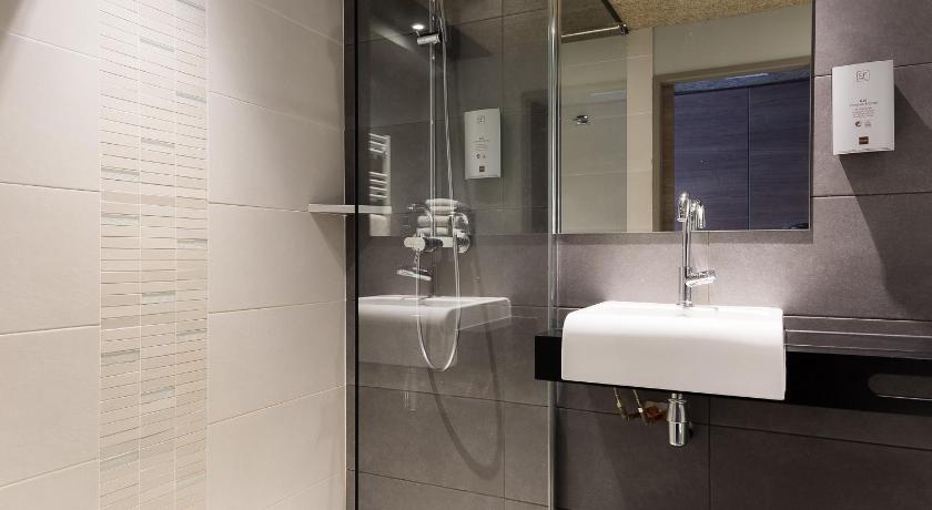 LE RABELAIS Hotel - Restaurant - SPA