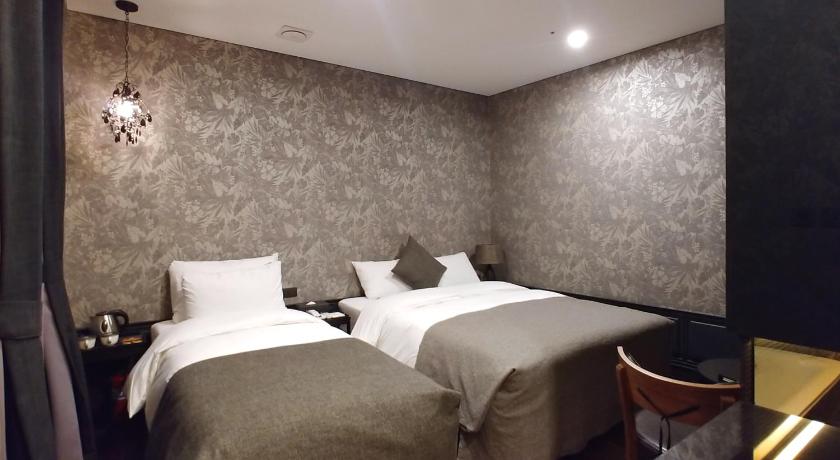 Bild av Deluxe Twin 6