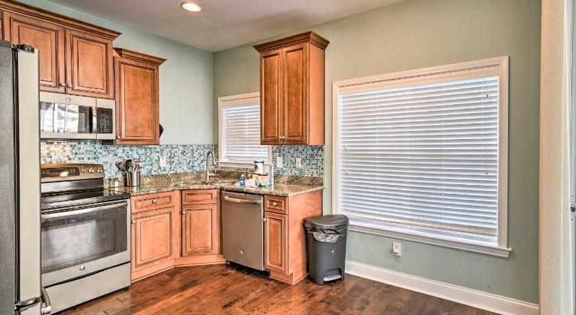 Golfers Paradise in Myrtle Beach with Balcony! photo