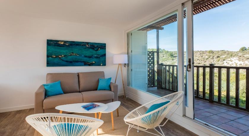 Apartamentos Playa Canutells photo