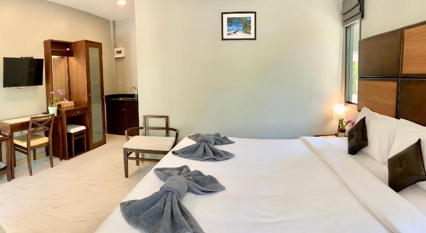 Palm Scenery Resort photo