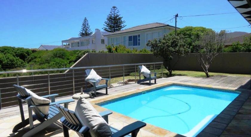 Whalesong Villa photo