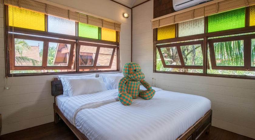 Image of Family Bungalow 4