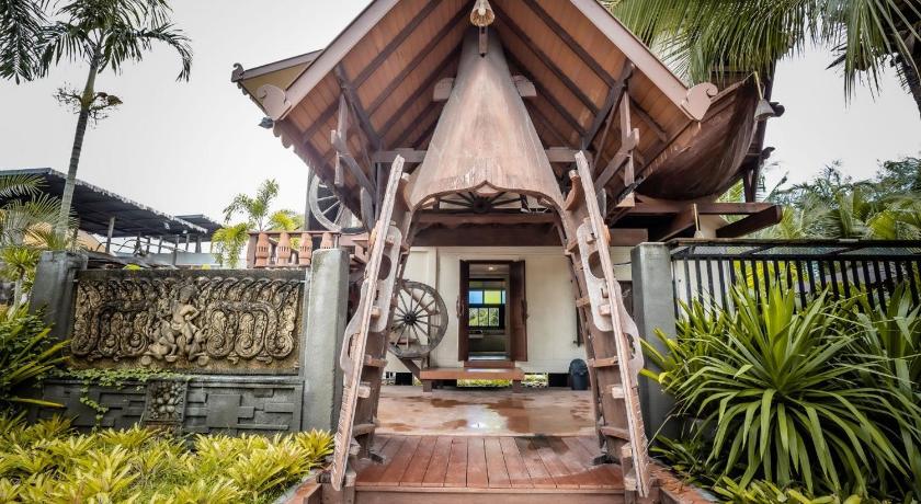 촌부리 Suankaew Art Cottage 4つ星 ホテル 外観