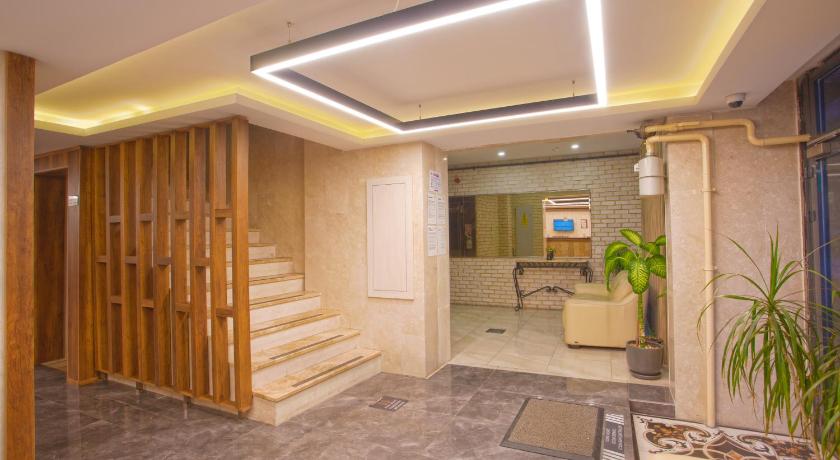 Sim Hotel - image 2
