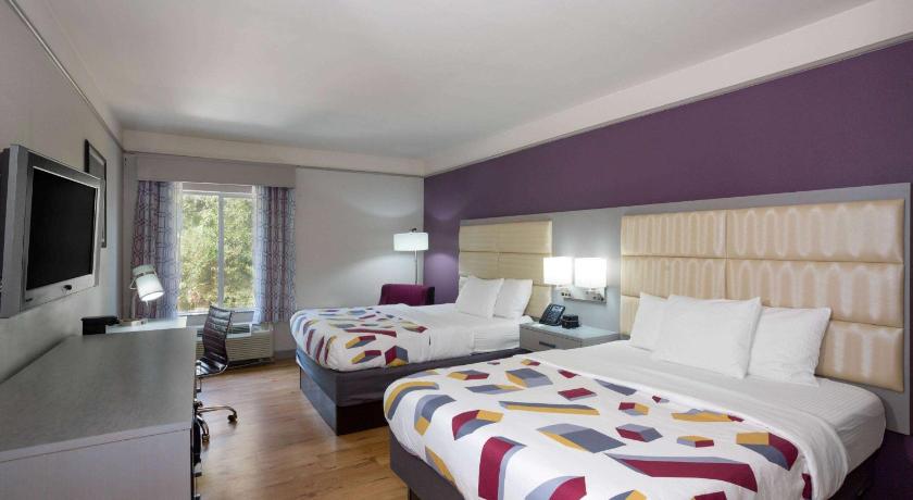 La Quinta Inn & Suites by Wyndham Mobile - Daphne