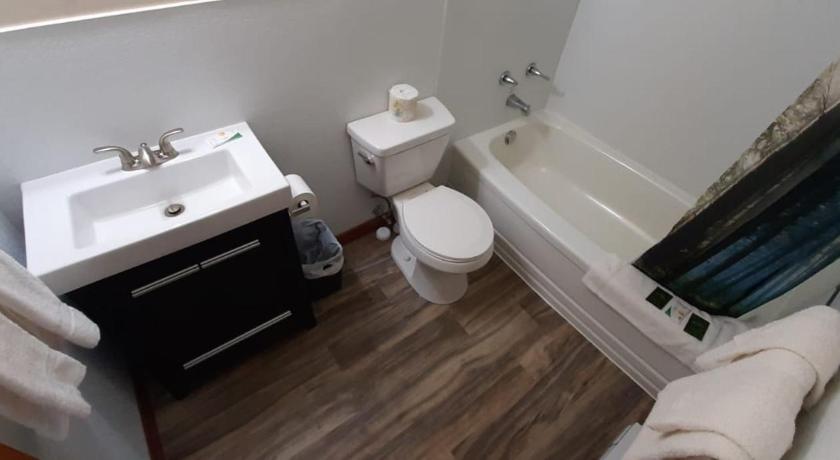 Super Nights Inn photo