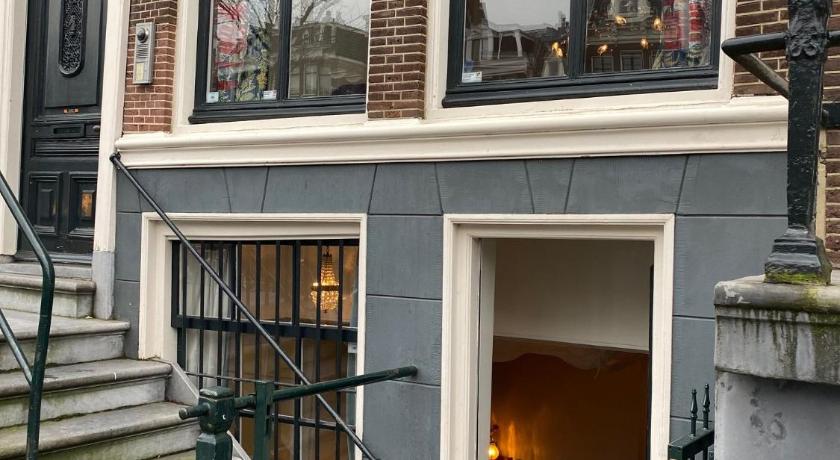 Prinsengracht Museum Bed and Breakfast photo
