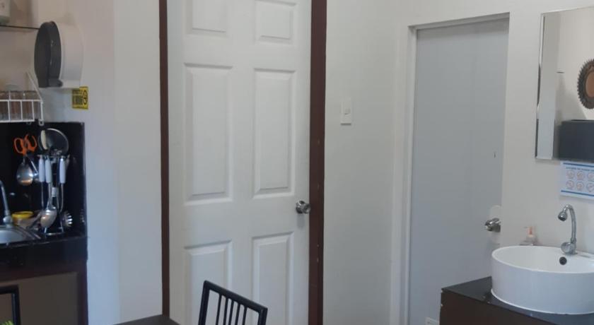 Unit 5 at Zone 19 Apartment- 3BedroomUnit photo