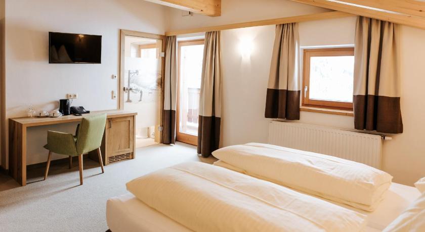 Image of Superior Double Room 1