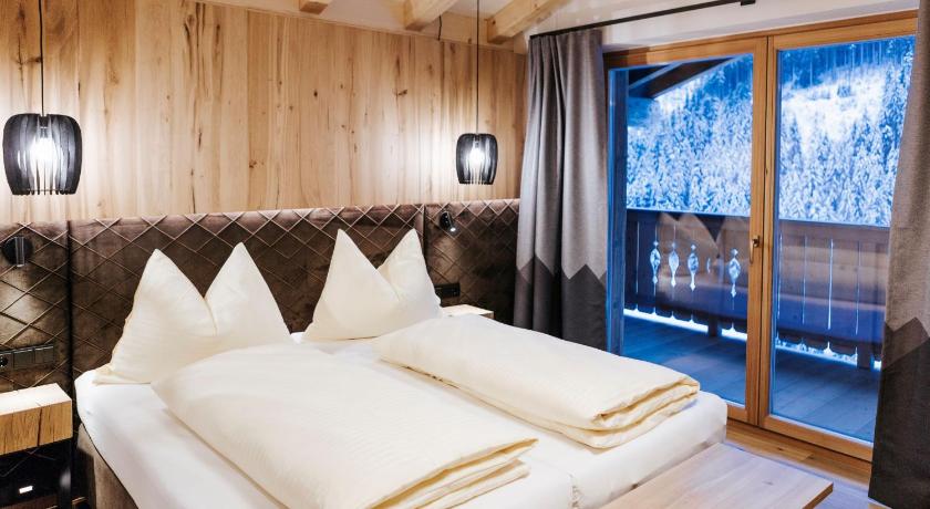 Image of Suite with Balcony 0