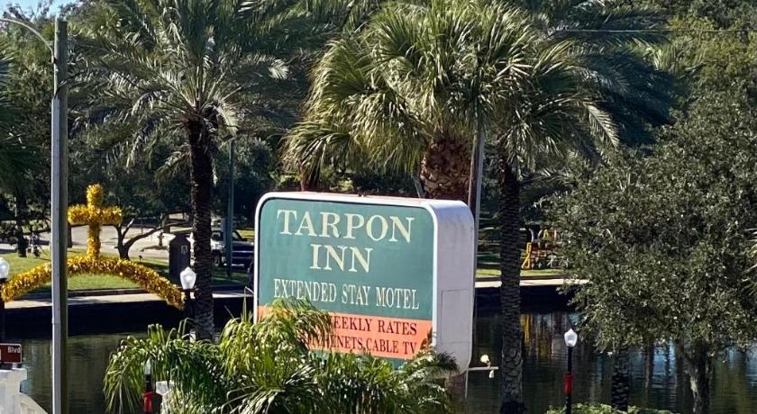 Tarpon Inn