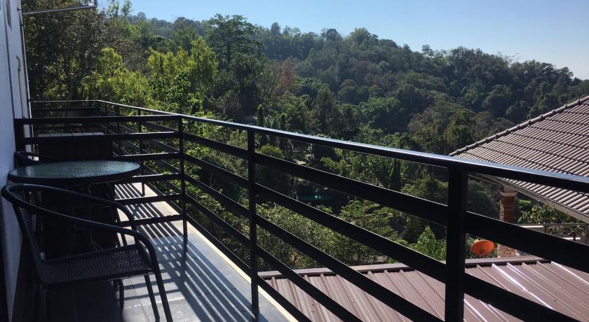 Doi Tung Heng Thana Homestay photo