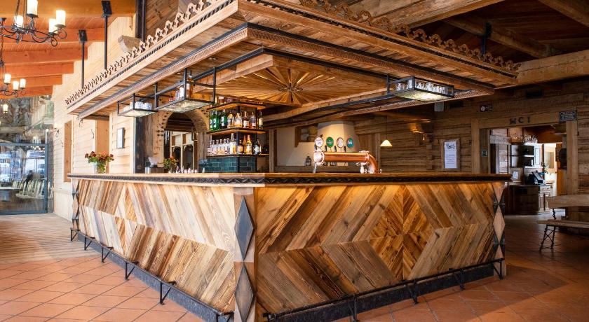 ザコパネ Hotel Sabala 3つ星 ホテル ロビー