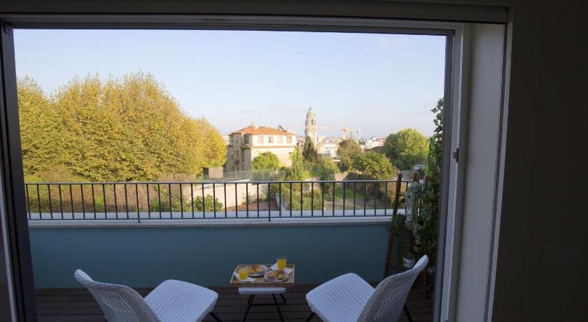 Porto Pool Spot - 10
