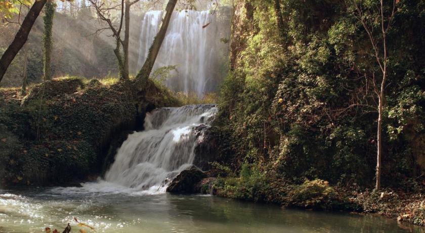 Monasterio De Piedra