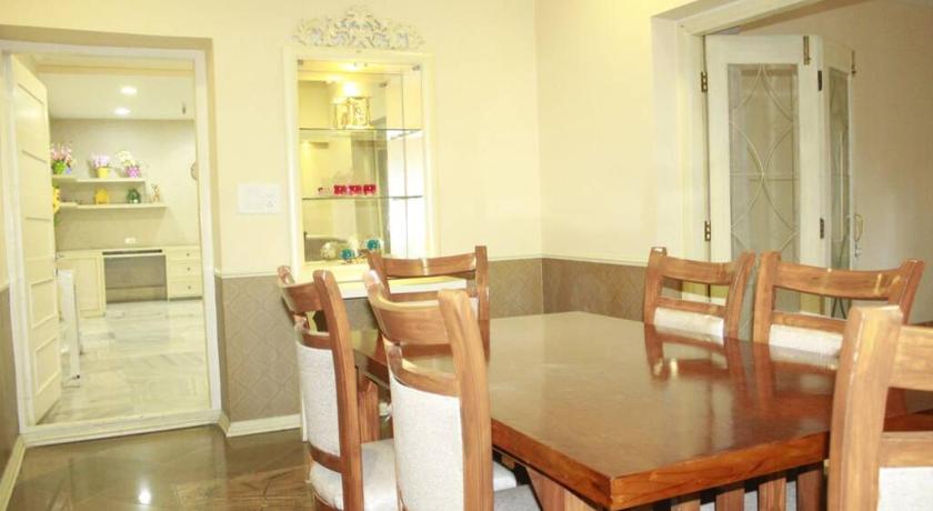 A convenient home stay in city centre - Ameerpet photo