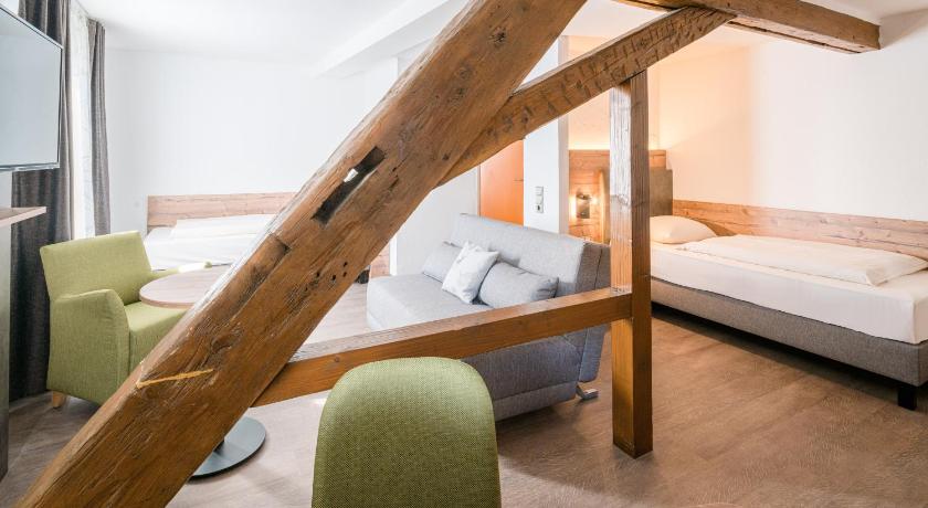 Hotel Cafe Adler — Hotel in Triberg