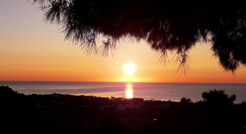 One bedroom appartement with sea view spa and furnished terrace at Vieste 2 km away from the beach photo