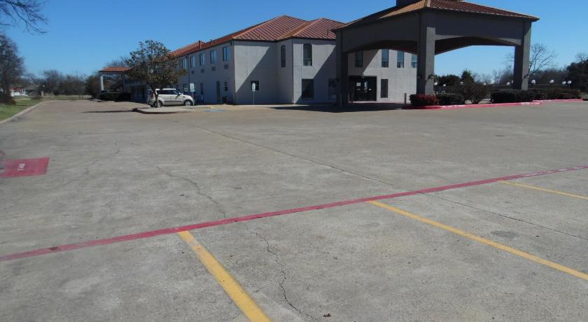 Motel 6-Ennis, TX