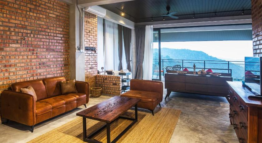 パンタイ Sembayu Villa 4つ星 ホテル プール