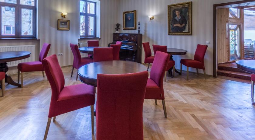 Noblesse Boutique Hotel - image 6