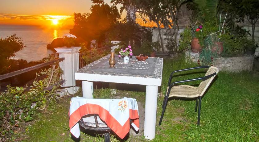 Holiday Studio Apartments Tonia - Pelekas Beach Corfu - image 2