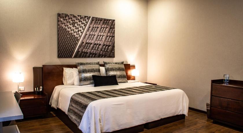 Hoteles ANTIGUA - SANTA LUCIA MTY photo
