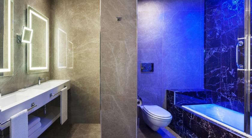 Image of Junior Suite 6