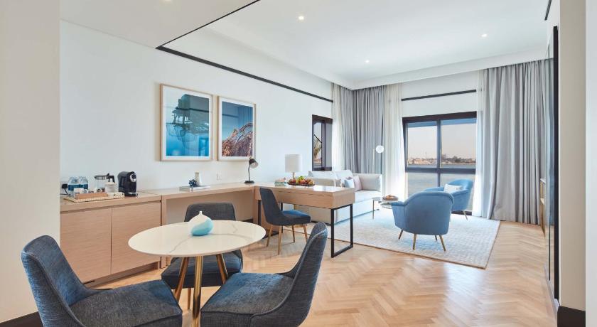 Image of 1 Bedroom Sea View 6