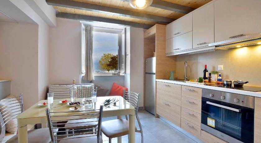 Ostria Corfu Old Town Apartment — Hotel in Corfu Island