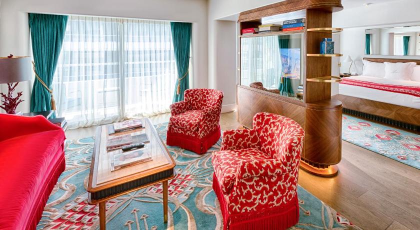 Partial Ocean View Junior Suite Ada 1 King Bed 78Sm Or 842Sf, Hearing Impaired fotója 7