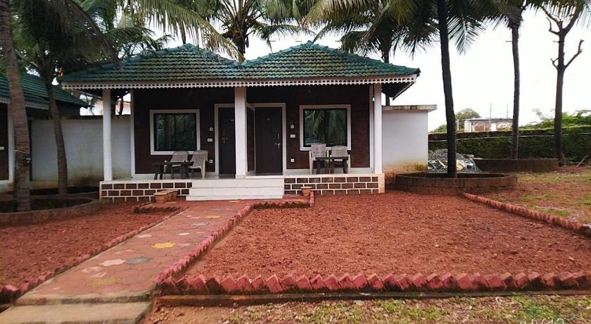 Coconut Tree Resort photo
