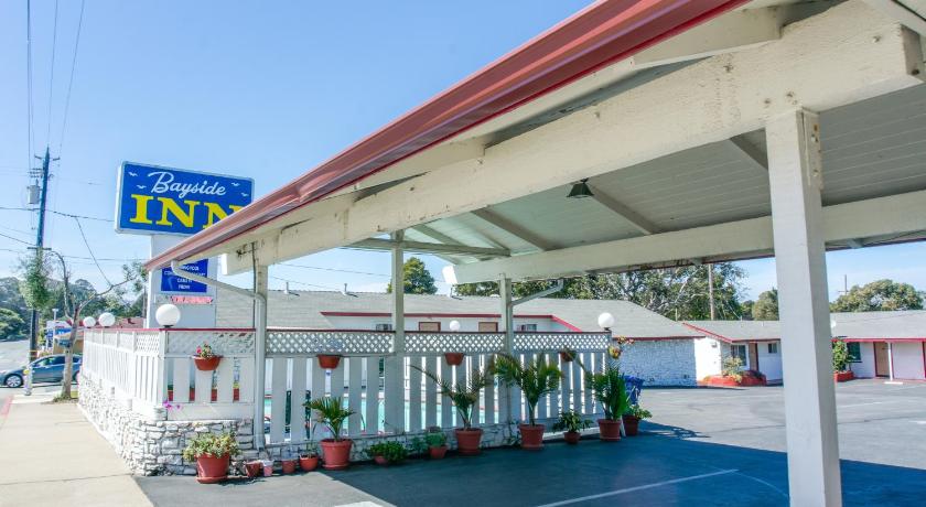 Bayside Inn photo