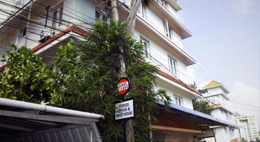 Hotel East Coast - image 2