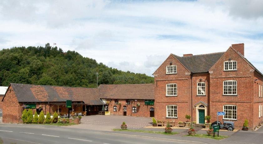 The Barns Hotel