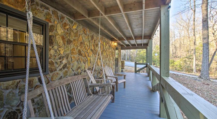Charming Blue Ridge Cabin with Hot Tub and Grill! photo