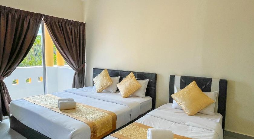 Image of Standard Triple Room 3