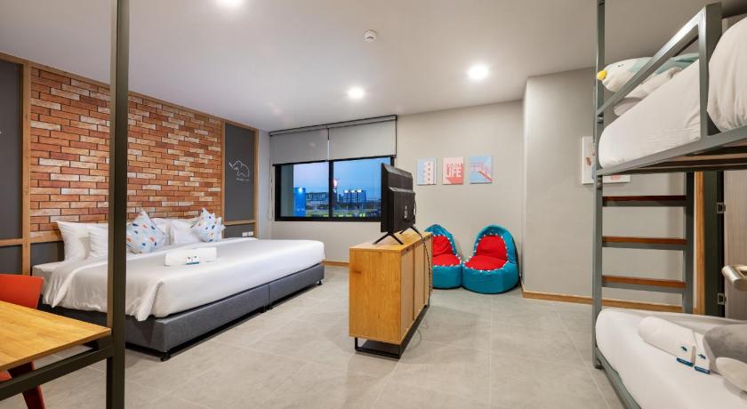 ラヨーン PLAAI Plus Hotel Rayong 3つ星 ホテル 客室
